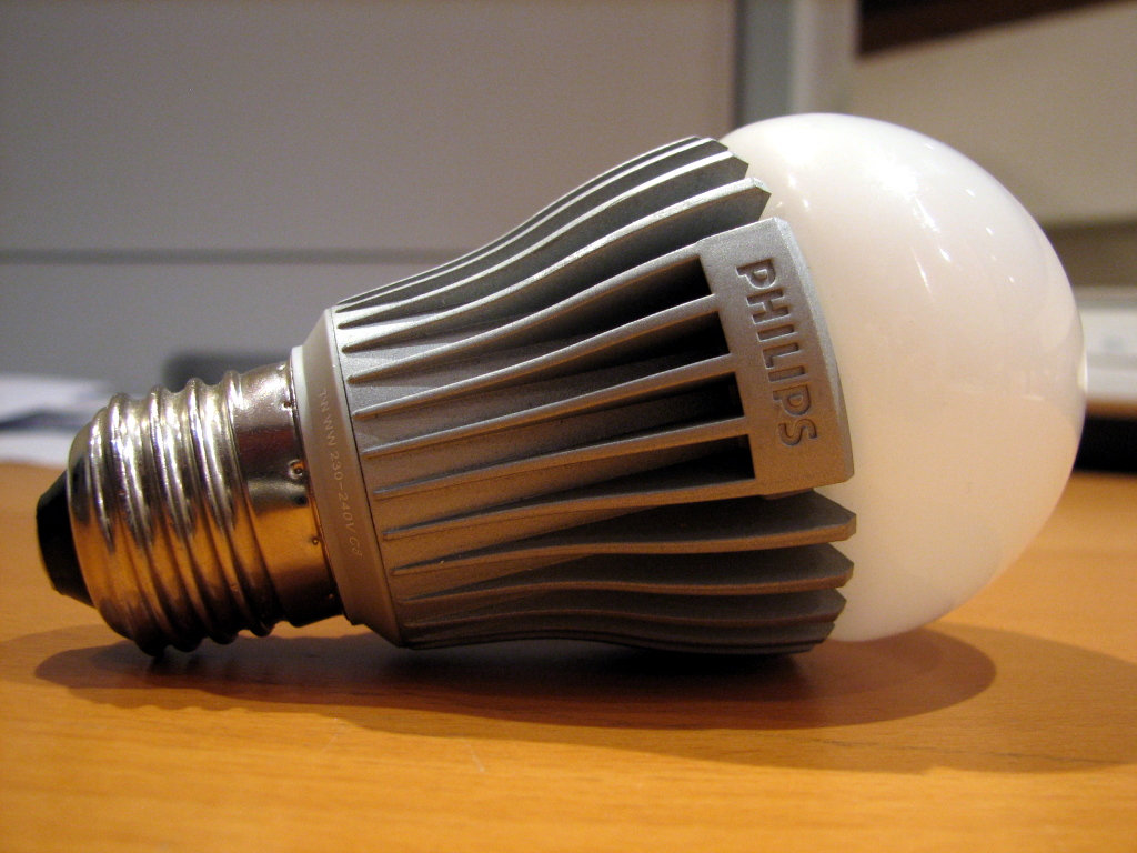 philips_masterled_7w.jpg
