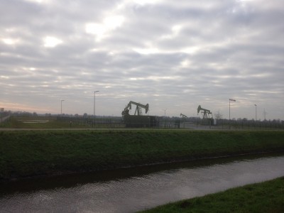 Eerst was er turfwinning bij Schoonebeek, toen gas en olie en er wordt vlakbij steeds meer windenergie geoogst.