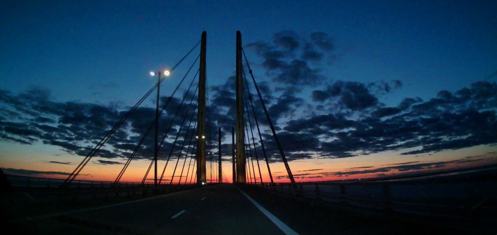 bron broen - sunset glow