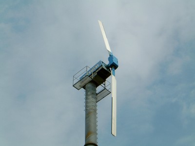 Eerste commerciële serie geproduceerde windmolens in Nederland.